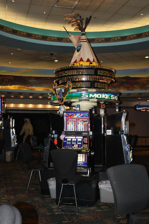 Bear Claw Casino & Hotel Kenosee Park Ngoại thất bức ảnh